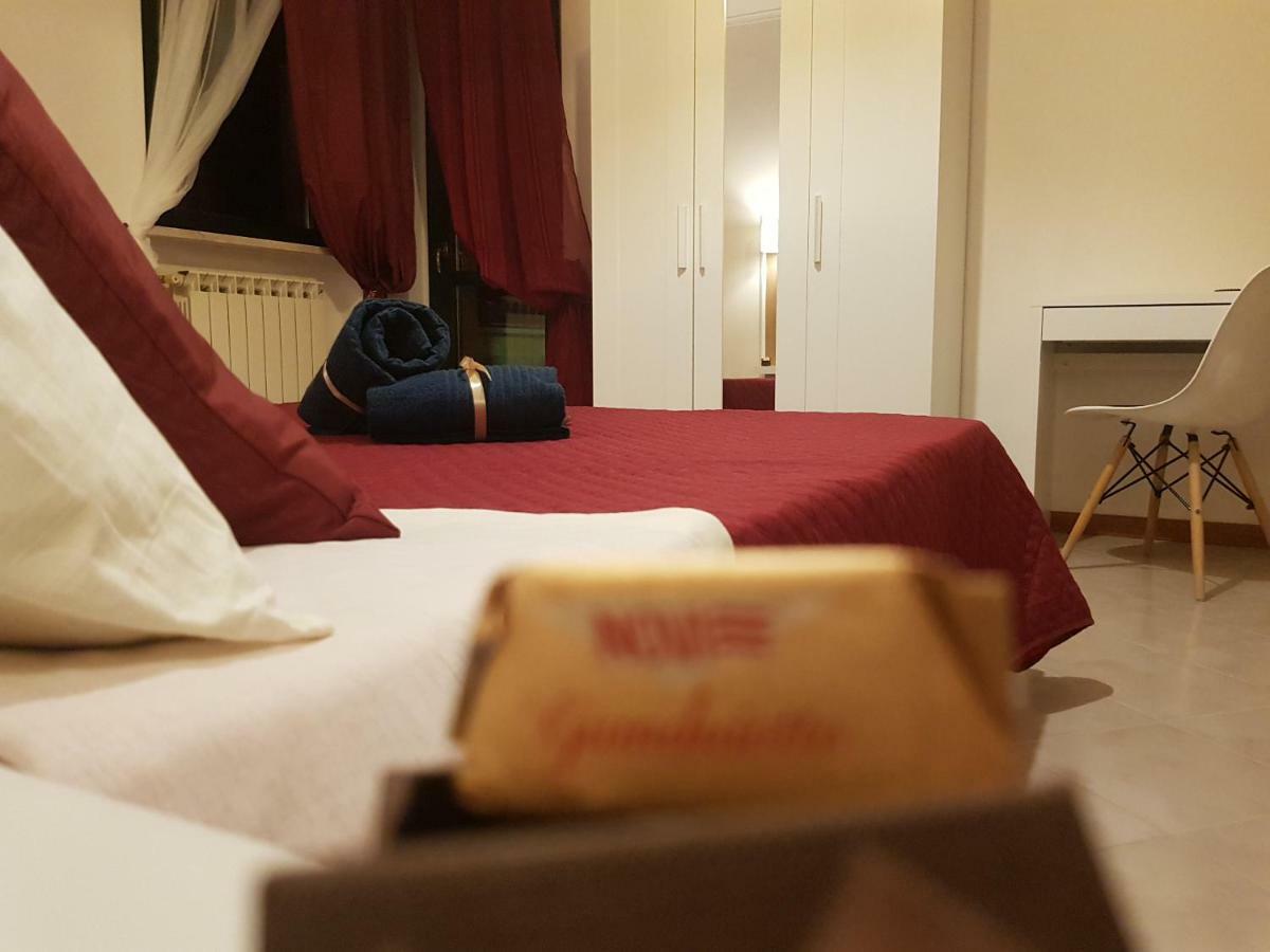 Bed and Breakfast Il Teatro Avezzano Esterno foto